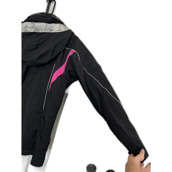 Columbia Brand Woman's Coat, Black and Pink, Size Large - Picture 4 of 6